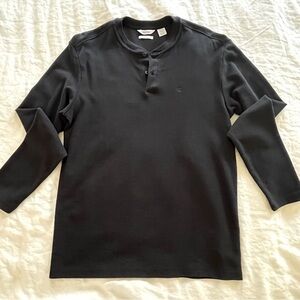 Calvin Klein Men’s Classic Fit Long Sleeves Knit Shirt Black XS